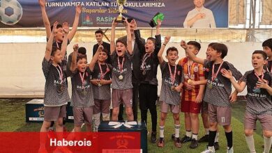 Nevşehir Belediyesi tarafından düzenlenen İlkokullar Arası 23 Nisan Halı Saha Futbol Turnuvası'nda şampiyon Necip Fazıl Kısakürek İlkokulu oldu