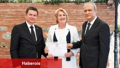 Osmangazili muhtarlar mazbatalarını aldı
