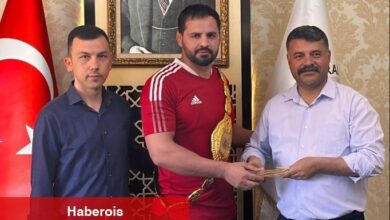 Şampiyon güreşçi İbrahim Bölükbaşı, altın kemerini 3 yıl sonra aldı