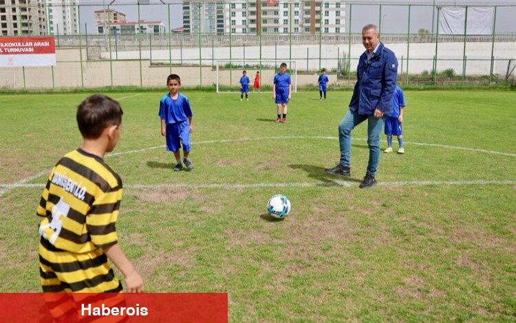 Sivas'ta Muzaffer Güner Futbol Turnuvası - Haberois Sivas'ta Muzaffer Güner Futbol Turnuvası