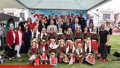 Talas'ta 23 Nisan coşkusu alanlardan taştı - Haberois Talas'ta 23 Nisan coşkusu alanlardan taştı