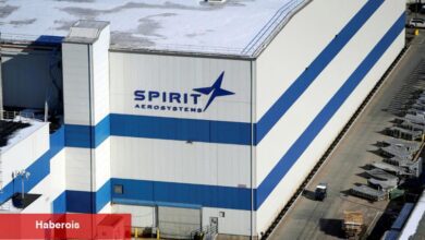 Uçak Yapımına Yardımcı Olacak Bulaşık Sabunu? Boeing, Tedarikçinin Yöntemini İmzaladı. - Haberois Uçak Yapımına Yardımcı Olacak Bulaşık Sabunu? Boeing, Tedarikçinin Yöntemini İmzaladı.