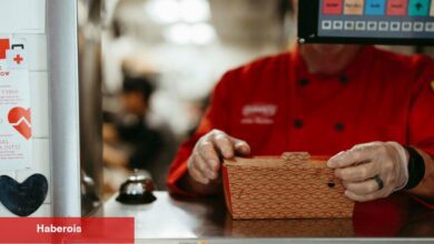 Yalnızca Paket Servis Restoranları, Pandemi Başarılarından Sonra Belirsizlikle Karşı Karşıya