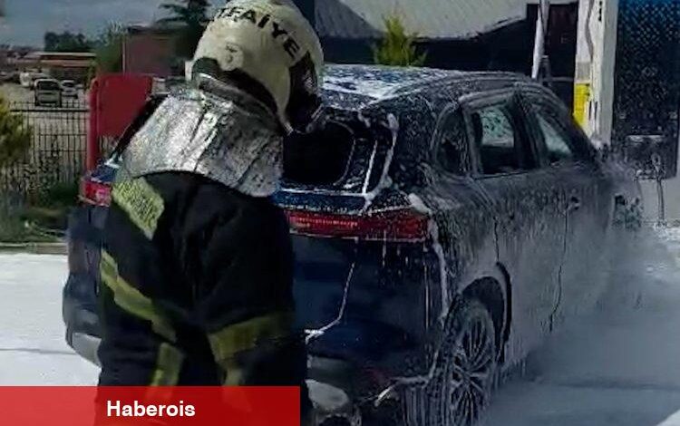 Gaziantep'te ilk elektrikli araç yangını söndürdü - Haberois Gaziantep'te ilk elektrikli araç yangını söndürdü