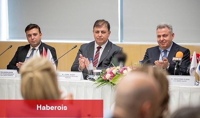 İzmir Büyükşehir Belediye Başkanı Dr. Cemil Tugay 83. Dünya SKAL Kongresi'nin tanıtım toplantısında konuştu İzmir turizmde sıçrama yaşaması gereken bir dönemde - Haberois İzmir Büyükşehir Belediye Başkanı Dr. Cemil Tugay 83. Dünya SKAL Kongresi'nin tanıtım toplantısında konuştu İzmir turizmde sıçrama yaşaması gereken bir dönemde