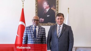 İzmir Büyükşehir Belediye Başkanı Dr. Cemil Tugay, Güney Afrika'nın Cape Town Belediyesi'nden üst düzey heyeti ağırladı