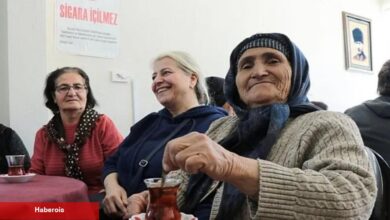 Kayseri'nin bu köyünde bayanlar kahvede okeye dönüyor! - Haberois Kayseri'nin bu köyünde bayanlar kahvede okeye dönüyor!