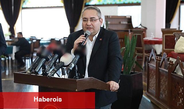 Keçiören Belediye Başkanı Dr. Mesut Özarslan, "Afet Sonrası Muhtarlarla İstişare Toplantısı"nda 51 mahalle muhtarıyla bir araya geldi