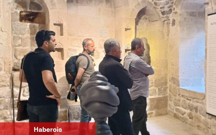 ‘’Kutsal İnsan ve Çıplak Hayat Sergisi’’ Mardin’de sanatseverler ile buluştu