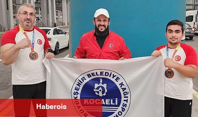 Bilek güreşçilerimiz dünya şampiyonu