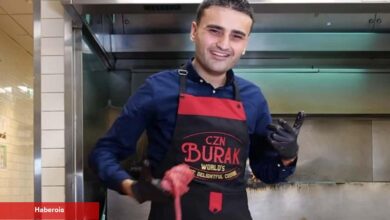 Her şeyini satıp babasıyla yollarını ayırmıştı! CZN Burak Ferrari alıp poz verdi - Haberois Her şeyini satıp babasıyla yollarını ayırmıştı! CZN Burak Ferrari alıp poz verdi