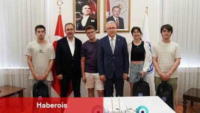 Rektör Prof. Dr. Budak EÜ'yü dereceyle kazanan öğrencileri ağırladı - Haberois Rektör Prof. Dr. Budak EÜ'yü dereceyle kazanan öğrencileri ağırladı