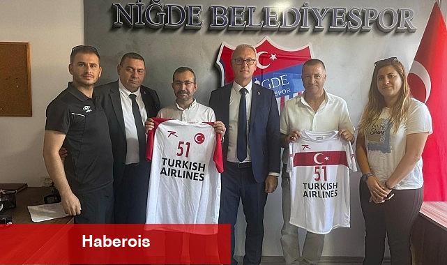 Türkiye Hentbol Federasyonu Başkanı Uğur Kılıç Niğde'de hentbol için önemli temaslarda bulundu - Haberois Türkiye Hentbol Federasyonu Başkanı Uğur Kılıç Niğde'de hentbol için önemli temaslarda bulundu