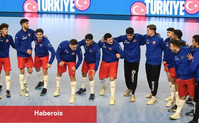 U18 erkek hentbol ekibi 3. oldu