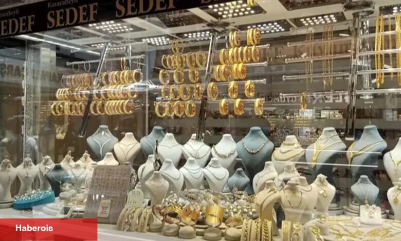 Altın yeni haftaya düşüşle başladı - Haberois Altın yeni haftaya düşüşle başladı