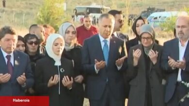 Bakanlardan Narin'in kabrine ziyaret - Haberois Bakanlardan Narin'in kabrine ziyaret