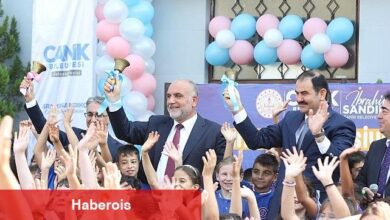 Başkan İbrahim Sandıkçı: "İlçemizde ilkokul birinci sınıfa başlayan tüm öğrencilerimize çanta ve kırtasiye seti hediye ettik" - Haberois Başkan İbrahim Sandıkçı: "İlçemizde ilkokul birinci sınıfa başlayan tüm öğrencilerimize çanta ve kırtasiye seti hediye ettik"