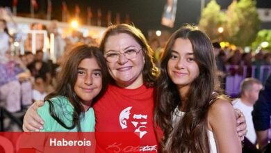 Didim Belediyesi 30 Ağustos Zafer Bayramı'nı muhteşem bir programla kutladı. Kutlamalar kapsamında Fener Alayı ve Kubat Konseri gerçekleştirildi. - Haberois Didim Belediyesi 30 Ağustos Zafer Bayramı'nı muhteşem bir programla kutladı. Kutlamalar kapsamında Fener Alayı ve Kubat Konseri gerçekleştirildi.