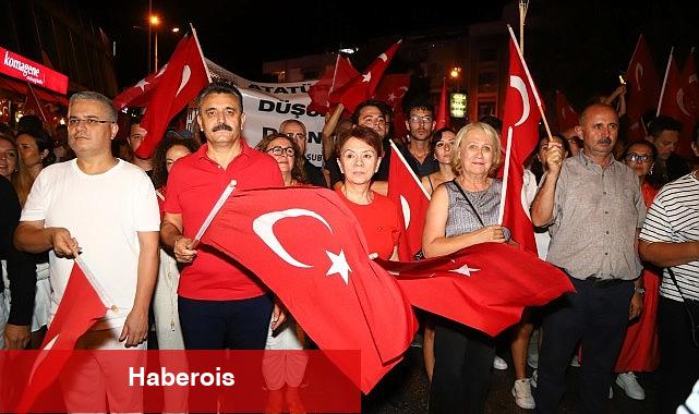Dikili'de Zafer Bayramı Festival Coşkusuyla Taçlandı