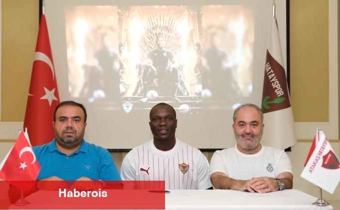 Hatay'da Aboubakar imzayı attı