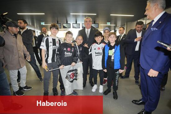 Beşiktaş'ta klasik bayramlaşma merasimi yapıldı - Haberois Beşiktaş'ta klasik bayramlaşma merasimi yapıldı
