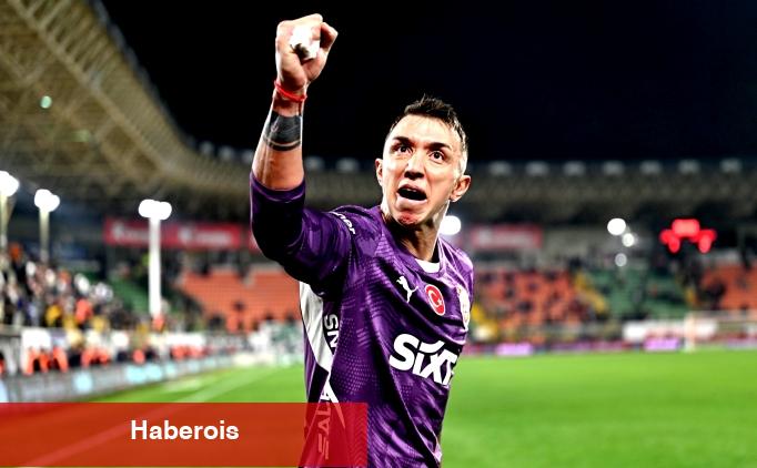 Muslera, eşyalarını ülkesine gönderdi