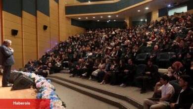 Sakaryalı sanat dostları Hayati İnanç’la buluştu - Haberois Sakaryalı sanat dostları Hayati İnanç’la buluştu