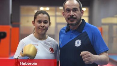 Ulusal formayı giyemeyen babasını başarılarıyla gururlandırıyor