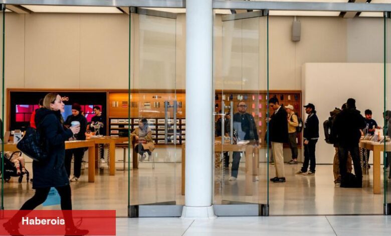 Apple yüzde 9 düşüyor ve bir teknoloji satışına liderlik ediyor - Haberois Apple yüzde 9 düşüyor ve bir teknoloji satışına liderlik ediyor
