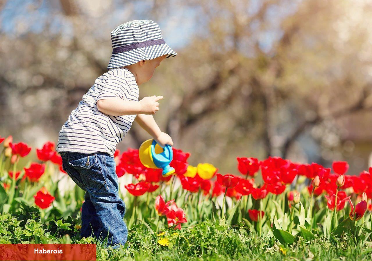 Bahar aylarında çocuklar ve bebekler nasıl giydirilmeli? - Haberois Bahar aylarında çocuklar ve bebekler nasıl giydirilmeli?