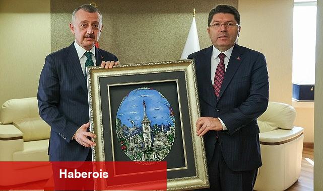 Bakan Tunç'tan Büyükakın'a ziyaret - Haberois Bakan Tunç'tan Büyükakın'a ziyaret