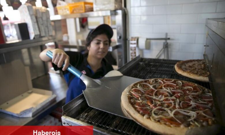 Barclays, büyüme endişeleri nedeniyle Domino’s UK’i düşürdü, hedefi 250p’ye indirdi