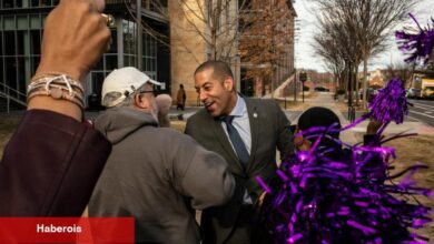 Bir Öğretmenler Birliği, patron valisini seçmek için milyonlarca harcama yapıyor - Haberois Bir Öğretmenler Birliği, patron valisini seçmek için milyonlarca harcama yapıyor