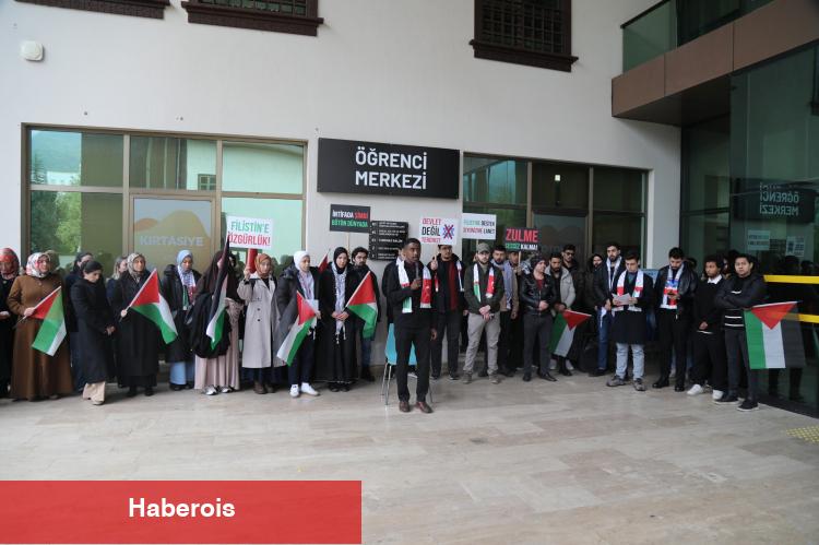 BTÜ'lü öğrenciler Gazze için tek yürek - Haberois BTÜ'lü öğrenciler Gazze için tek yürek
