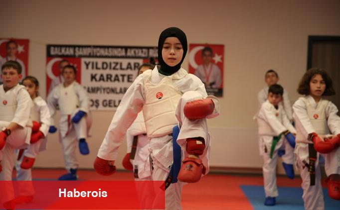 Diyetisyenin tavsiyesiyle karateye başlayan Dilara'nın maksadı ulusal forma