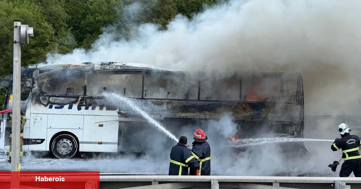 Düzce'de otobüs yandı