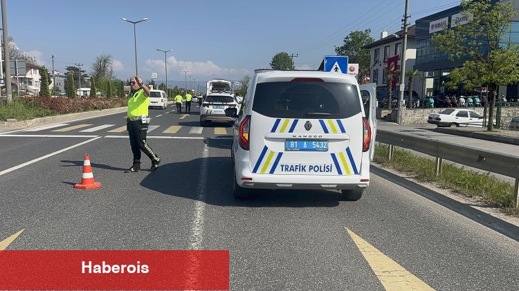 Düzce'de trafik kazası: 2 yaralı - Haberois Düzce'de trafik kazası: 2 yaralı