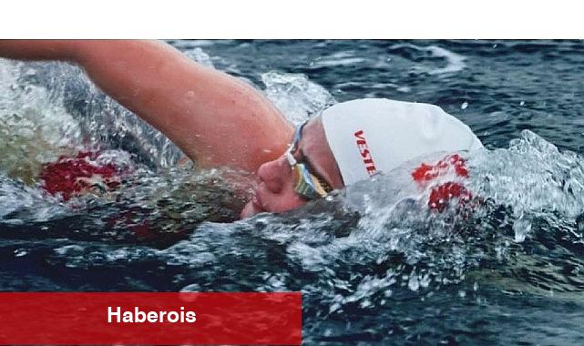 Egeli sportmen Aysu Türkoğlu Kaiwi Kanalı'nı geçerek tarih yazdı - Haberois Egeli sportmen Aysu Türkoğlu Kaiwi Kanalı'nı geçerek tarih yazdı