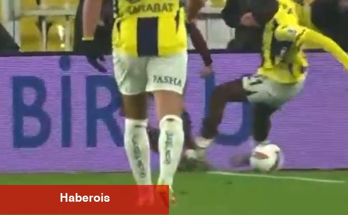 Fenerbahçe, VAR ihtarıyla penaltı kazandı - Haberois Fenerbahçe, VAR ihtarıyla penaltı kazandı