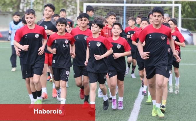 Gaziantep FK'dan U21 ekibi önerisi! - Haberois Gaziantep FK'dan U21 ekibi önerisi!