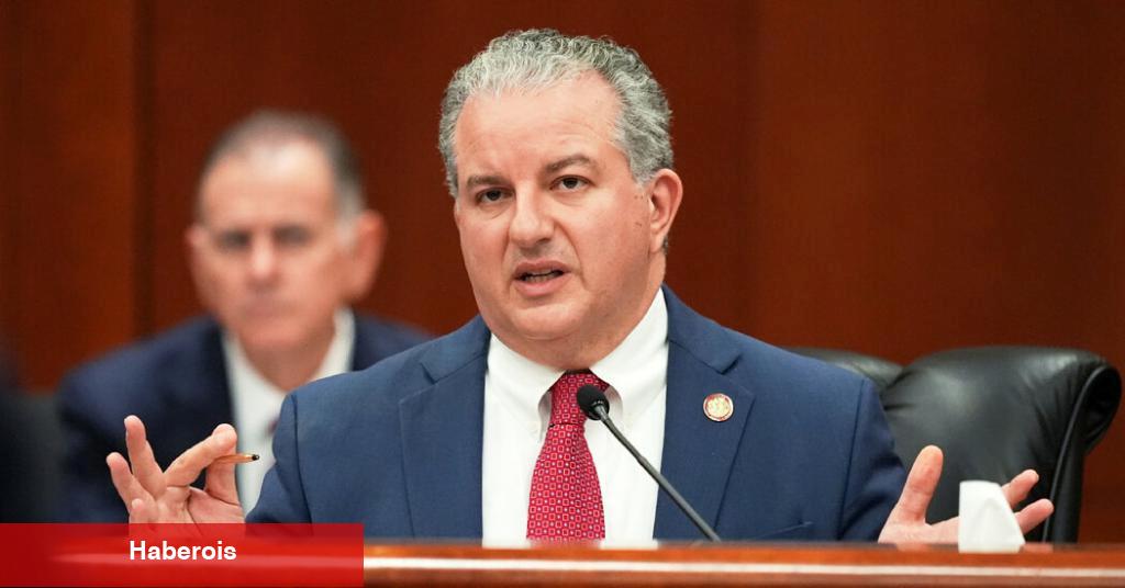 GOP, Florida'da iki koltuk tutarak ev çoğunluğunu desteklemek