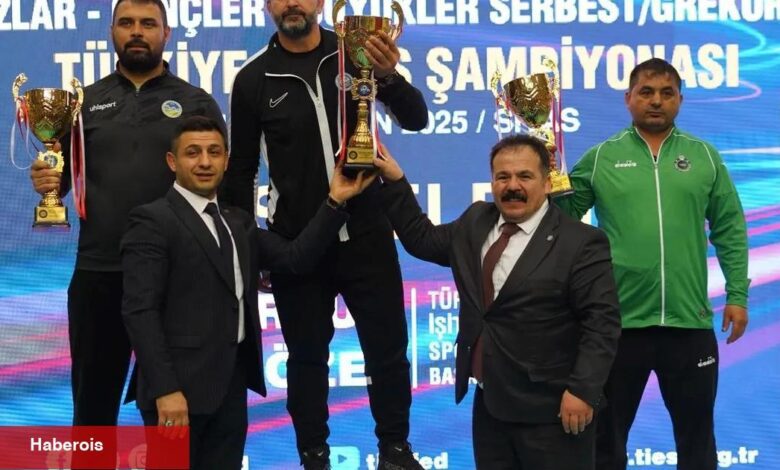 İşitme engelli güreşçilerden Türkiye şampiyonluğu - Haberois İşitme engelli güreşçilerden Türkiye şampiyonluğu