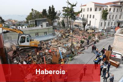 İstanbul Büyükşehir'den Sultanahmet'teki ruhsatsız yapıya yıkım - Haberois İstanbul Büyükşehir'den Sultanahmet'teki ruhsatsız yapıya yıkım