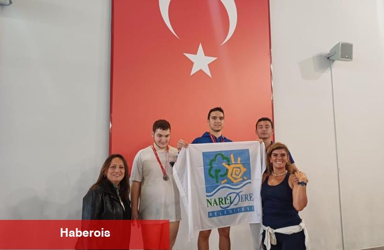 İzmir Narlıdere’nin yüzücülerinden 5 altın 3 gümüş madalya