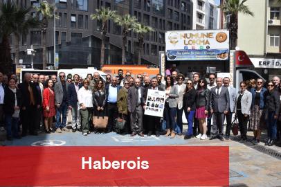 İzmir'de ekonomi basınının 12 dev ismi anıldı - Haberois İzmir'de ekonomi basınının 12 dev ismi anıldı