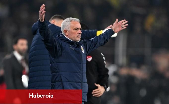 Jose Mourinho'ya kırmızı kart