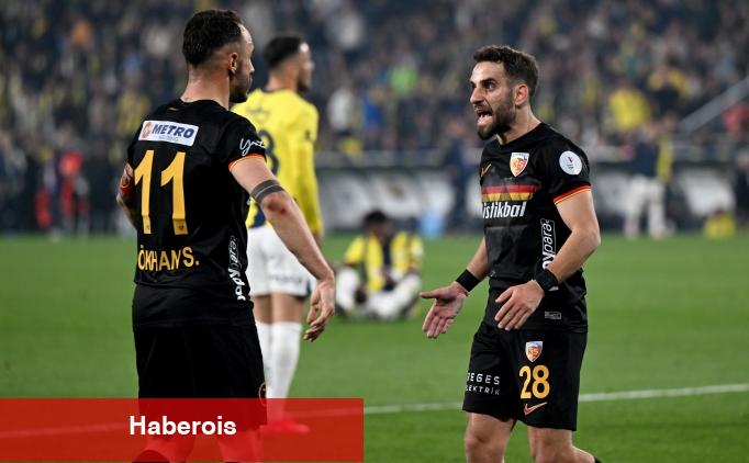 Kayserispor'da gecenin yıldızı: Gökhan Sazdağı! - Haberois Kayserispor'da gecenin yıldızı: Gökhan Sazdağı!