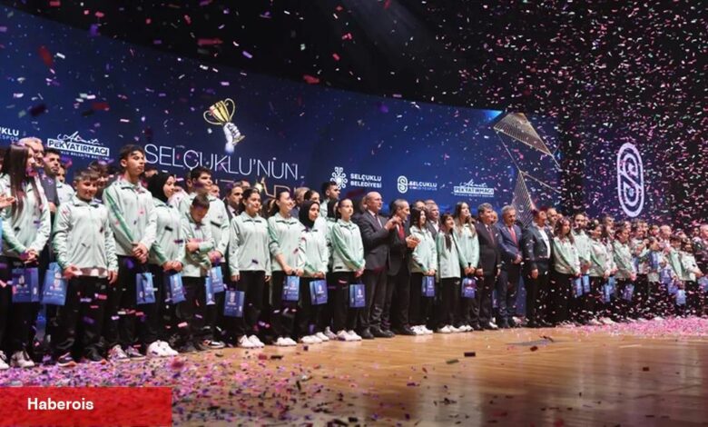 Konya Selçuklu’nun başarılı sporcuları ödüllendirildi - Haberois Konya Selçuklu’nun başarılı sporcuları ödüllendirildi