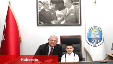 Lider Dalgıç, Çocuk Liderle Birlikte Yürüdü - Haberois Lider Dalgıç, Çocuk Liderle Birlikte Yürüdü