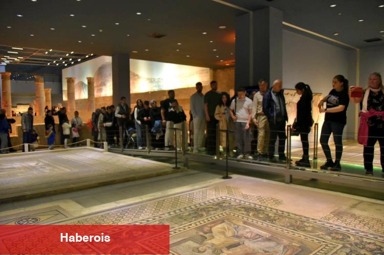 Müze ve ören yerlerinde 9 günde 1 milyonu aştık! Efes ve Göbeklitepe zirvede!